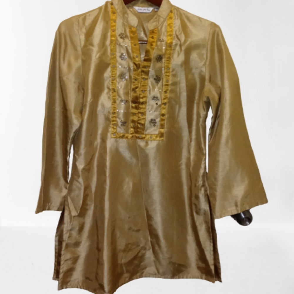 Woman tunic with 7/8 sleeves